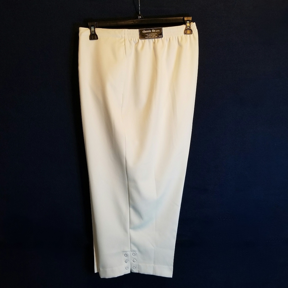 Alfred Dunner Ship Shape Capri Pants Full Elastic Waistband Side Seam Pockets
